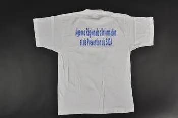 tee-shirt "Stoppons le sida" 2004.201.125  Photo Mucem