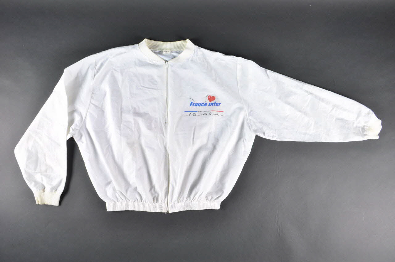 Afls Et France Inter Coupe vent "Le préservatif. Aujourd'hui tout le monde dit oui" France 1992 2004.201.61 Photo Mucem