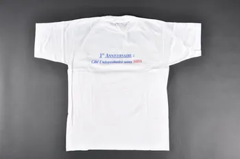 tee-shirt "1er anniversaire : Cité Universitaire sans Sida" 2004.201.74  Photo Mucem