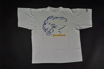 tee-shirt "Prudence. Préservatifs. L'amour a sa griffe" 2004.201.93  Photo Mucem