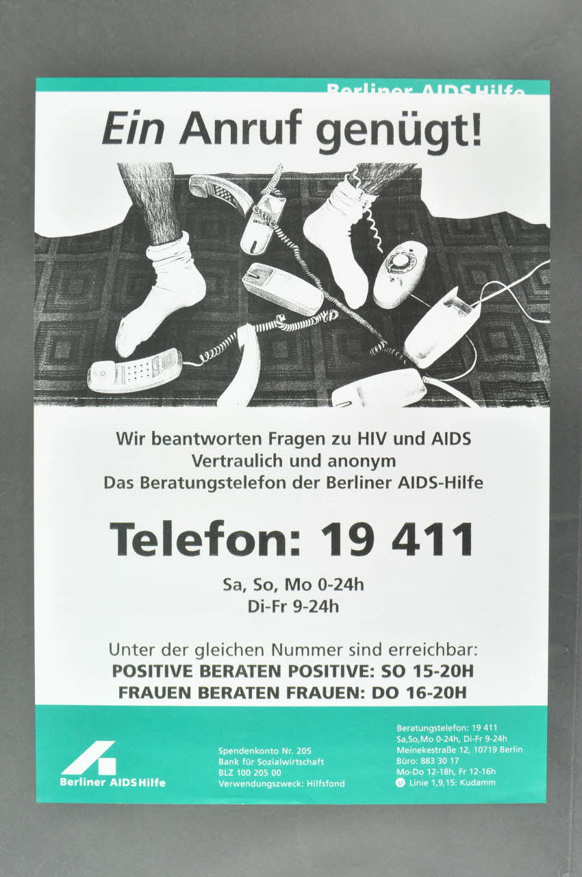 Berliner Aids-Hilfe affiche "Ein Anruf genügt !" Allemagne 1996 2003.117.1 Photo Mucem