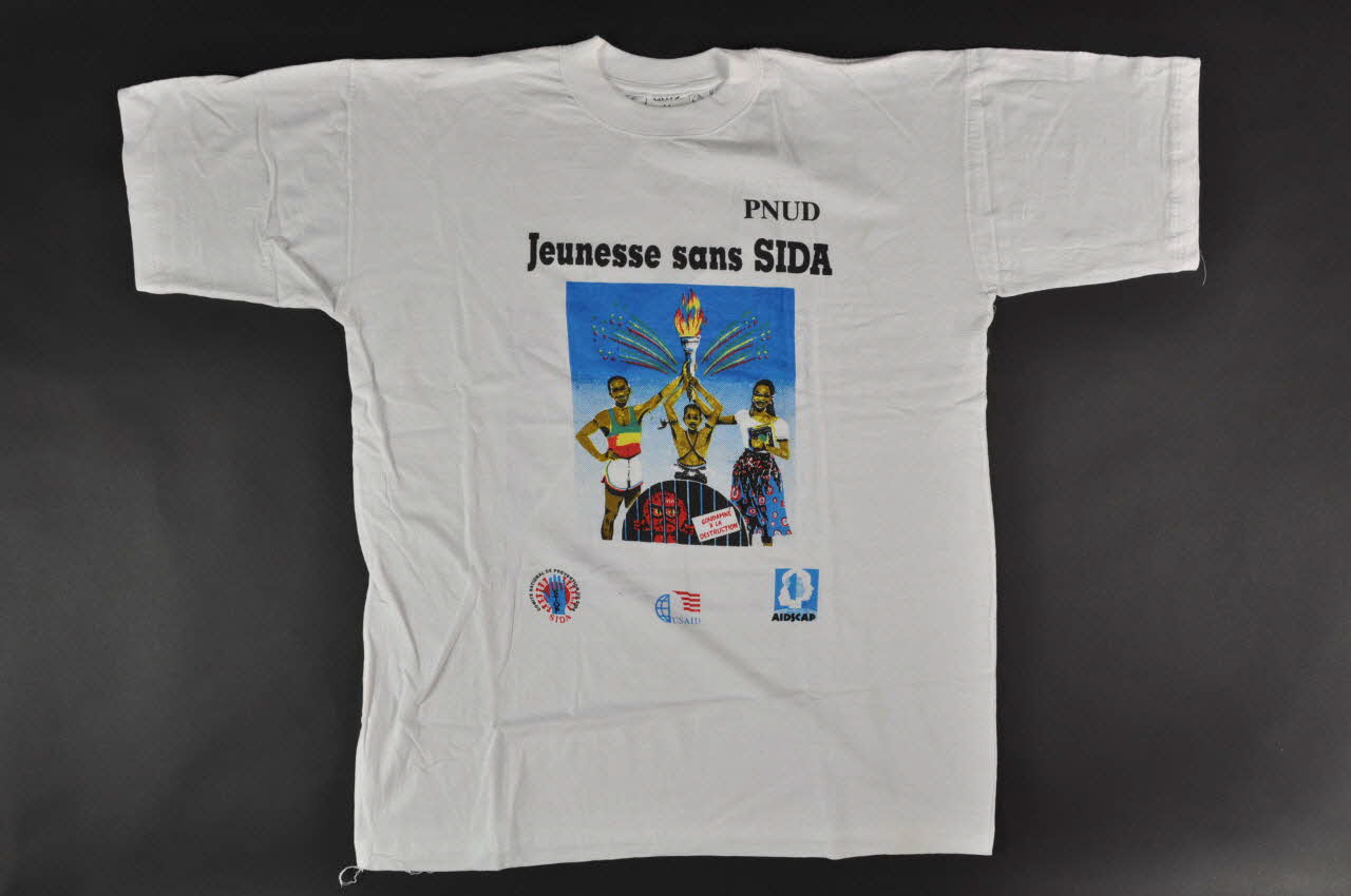 tee-shirt "Jeunesse sans sida" 2004.201.98 Photo Mucem