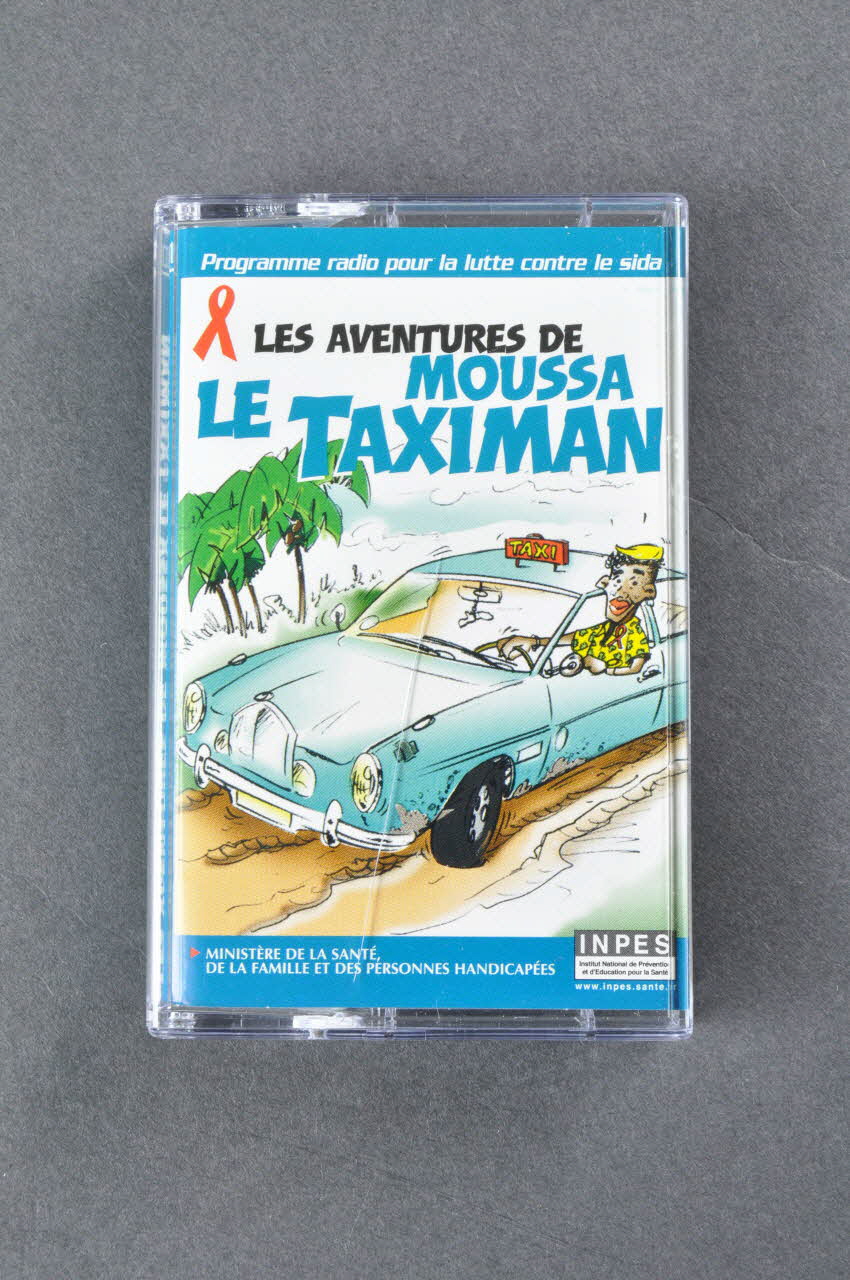 Institut National de Prévention et d'Education pour la Santé (INPES) cassette-audio "Les aventures de Moussa le taximan" avec 12 sketches France 2001 2004.203.21.1-3 Photo Mucem