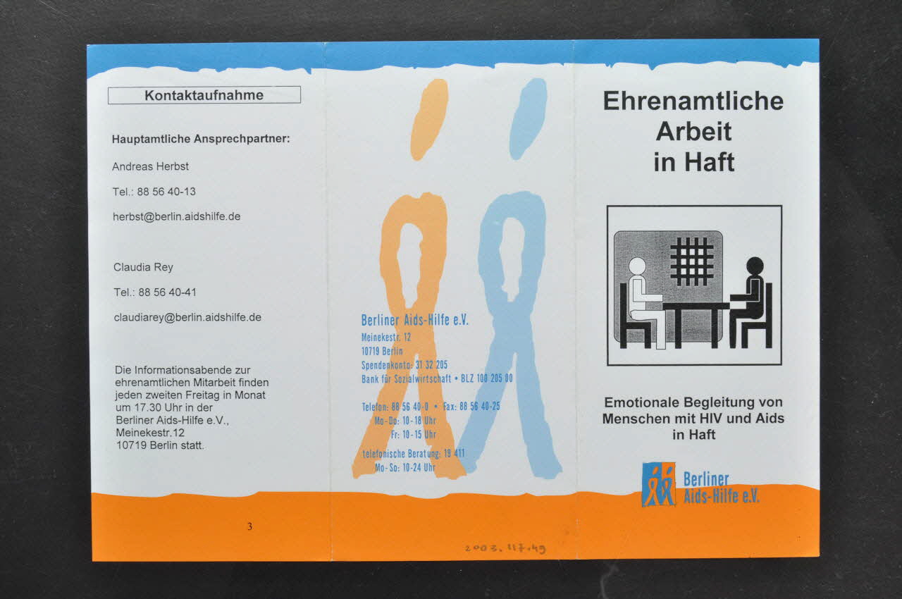 Berliner Aids-Hilfe Dépliant "Ehrenamtliche Arbeit in Haft" (Travail en prison) Allemagne 2003 2003.117.49 Photo Mucem