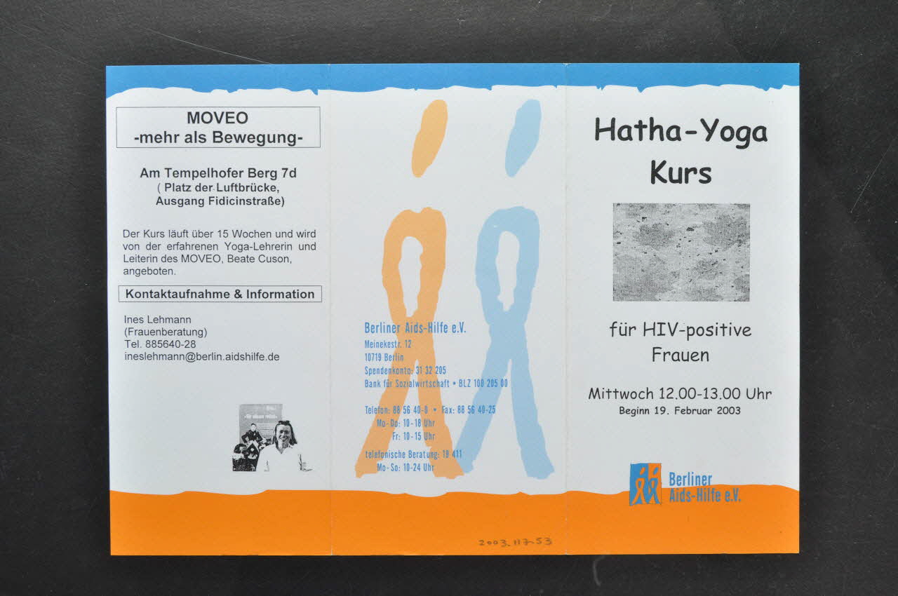 Berliner Aids-Hilfe Dépliant "Hatha-Yoga Kurs für HIV-positive Frauen" (Cours de hata-yoga pour les femmes séropositives) Allemagne 2003 2003.117.53 Photo Mucem