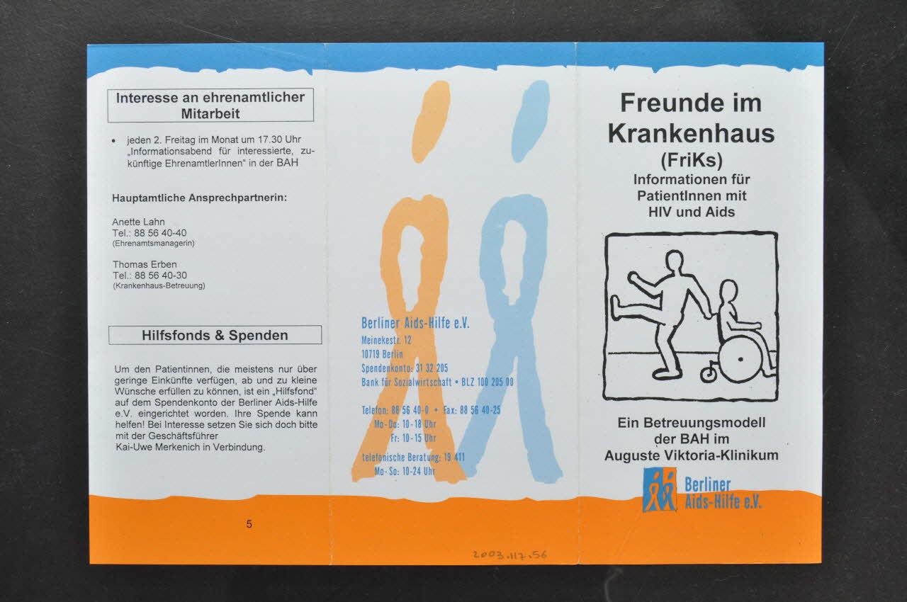 Berliner Aids-Hilfe Dépliant "Freunde im krankenhaus" (Amis à l'hôpital) Allemagne 2003 2003.117.56 Photo Mucem