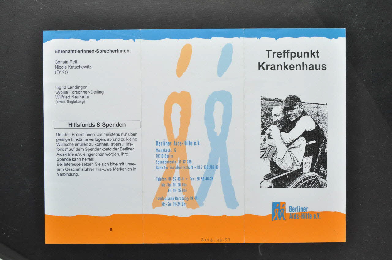 Berliner Aids-Hilfe Dépliant "Treffpunkt krankenhaus" (Visites à l'hôpital) Allemagne 2003 2003.117.57 Photo Mucem