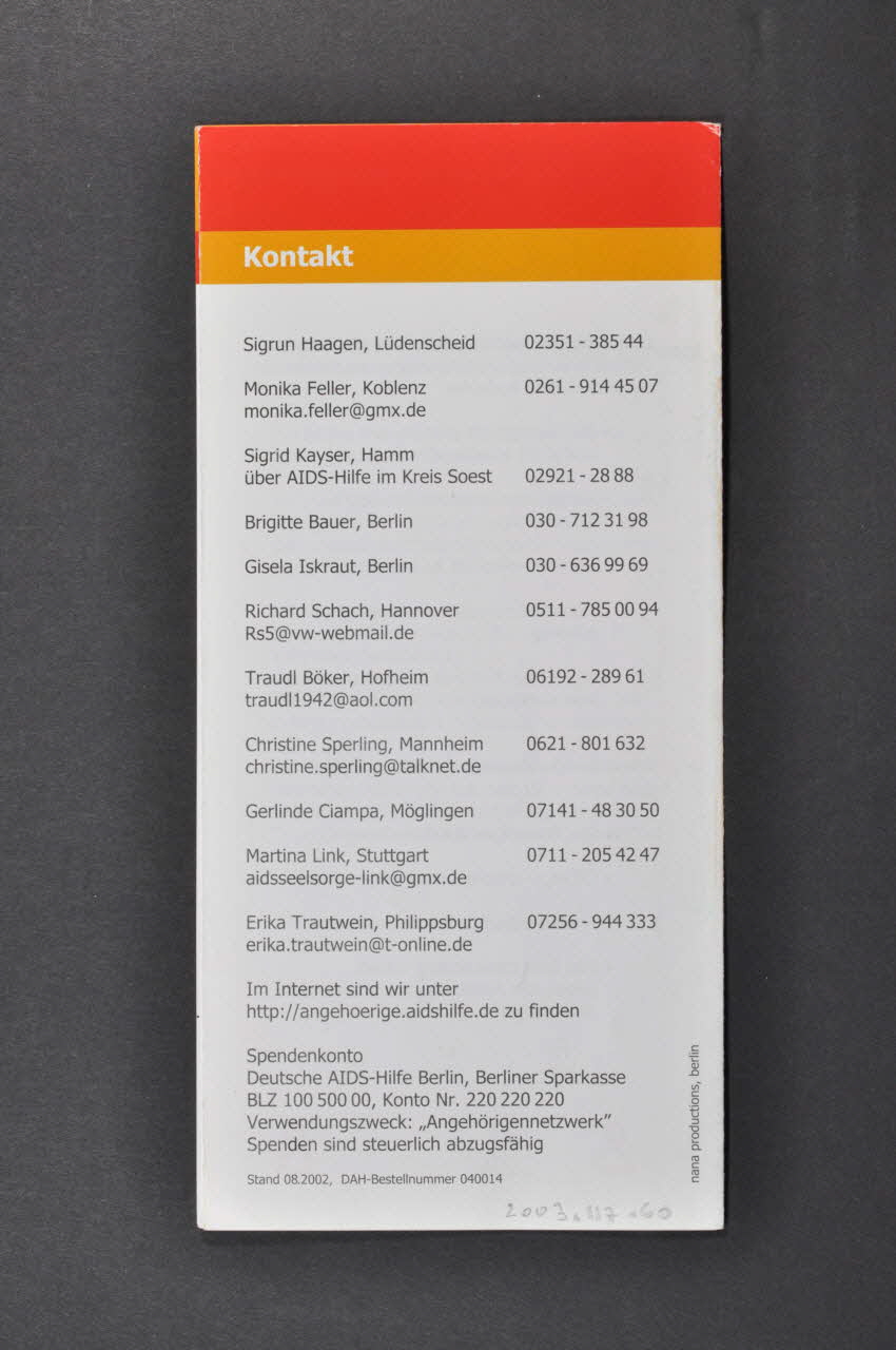 Netzwerk Der AnhehöRigen Von Menschen Mit Hiv Und Dépliant "Netzwerk der Angehörigen von Menschen mit HIV und AIDS" (Réseau de parents de personnes vivant avec le VIH/Sida) Allemagne 2002 2003.117.60 Photo Mucem