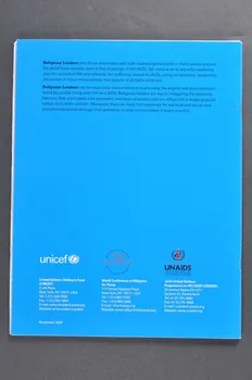 Unicef, World Conference Of Religions For Peace, BROCHURE "What religious leaders can do about HIV/AIDS. Action for children and young people" (Qu'est-ce que les leaders religieux peuvent faire pour le VIH/sida. Action pour les enfants et les jeunes) International 2004 2004.204.11.1-2  Photo Mucem