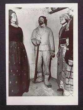 Anonyme photographie Paris : Musée d'Ethnographie du Trocadéro. Section française Rhône-Alpes, France 1941 Ph.1941.140.20  Photo