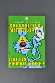 Ministero Della Salute affichette "Che aspetti a metterlo?" (Qu'est-ce que tu attends pour le mettre ? ) Italie 2001 2003.120.4 Photo Mucem