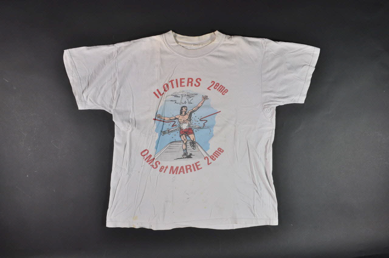 tee-shirt T shirt  "Ilotiers 2ème..." 2003.121.7 Photo Mucem