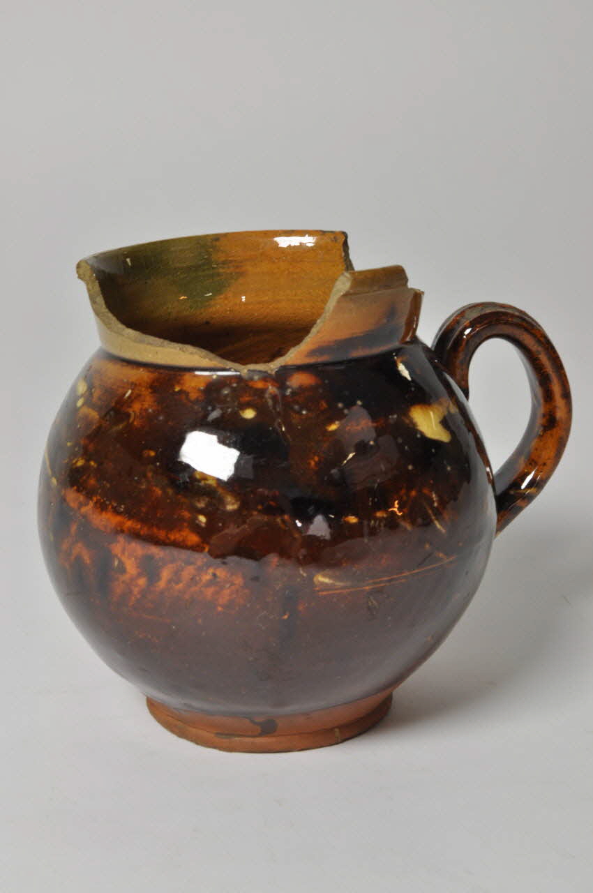 pot à lait de déjeuner 1953.59.15 Photo Mucem