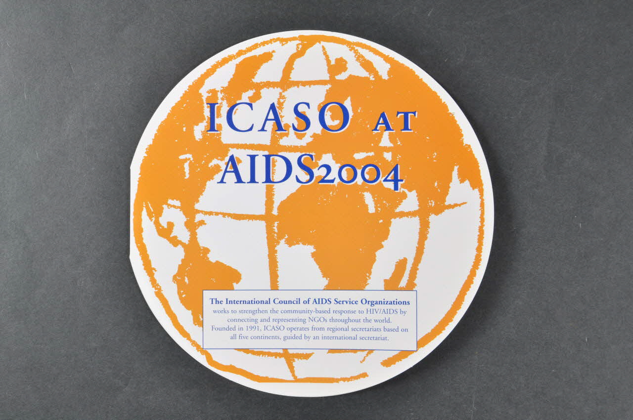 International Council of AIDS Service Organizations (ICASO) Dépliant "ICASO at AIDS 2004" (ICASO à la conférence mondiale du sida 2004) International 2004 2004.204.17 Photo Mucem