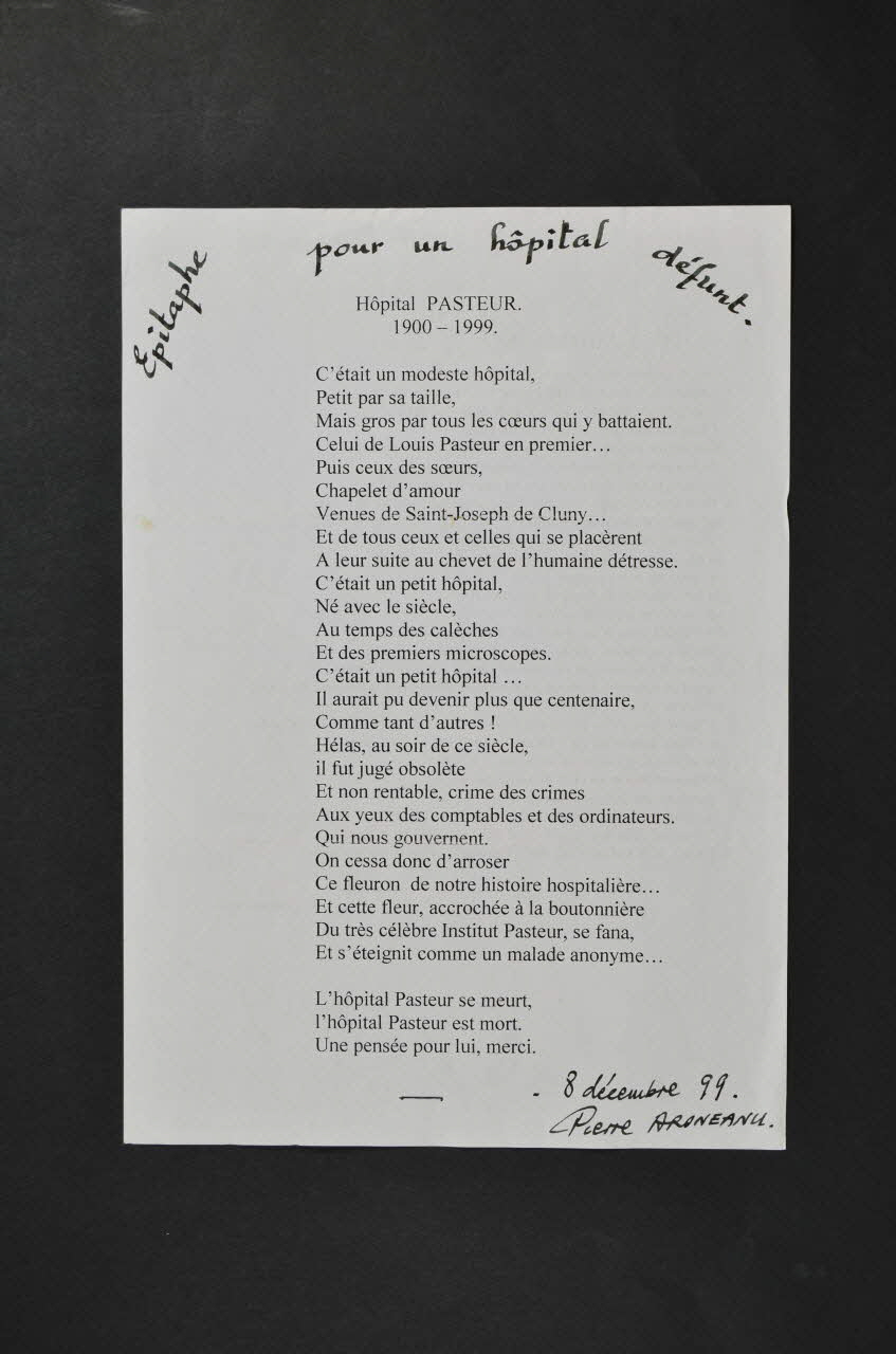 Hôpital Pasteur - Personnel et malades Poème "Epitaphe pour un hôpital défunt" et "Nocturnes pastoriennes" France 1994/12 2003.123.19 Photo Mucem