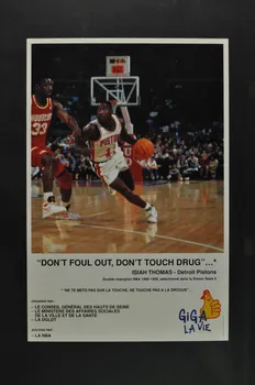 affiche "Don't foul out, don't touch drug"... (Ne te mets pas sur la touche, ne touche pas à la drogue) 2003.125.123  Photo Mucem