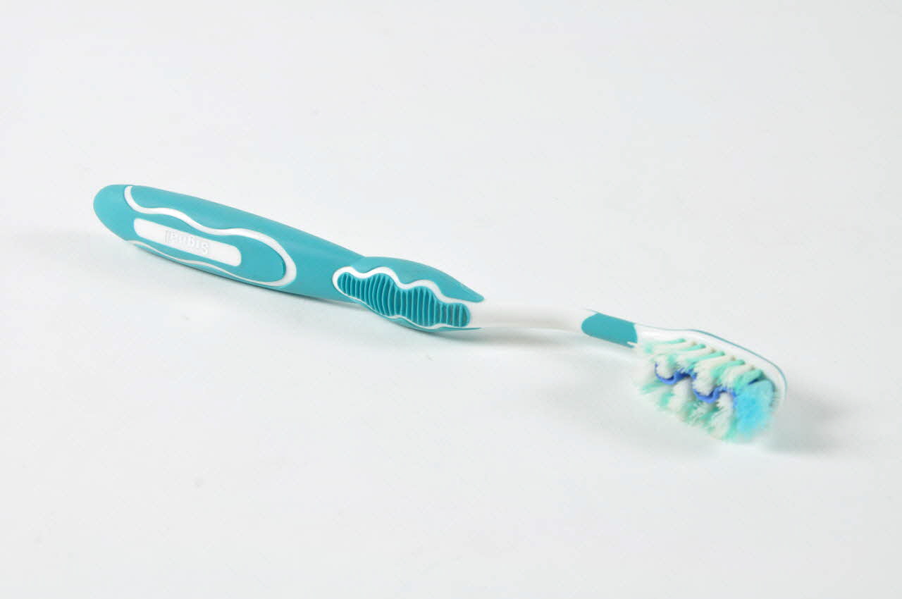 brosse à dents 2005.18.671  Photo Mucem