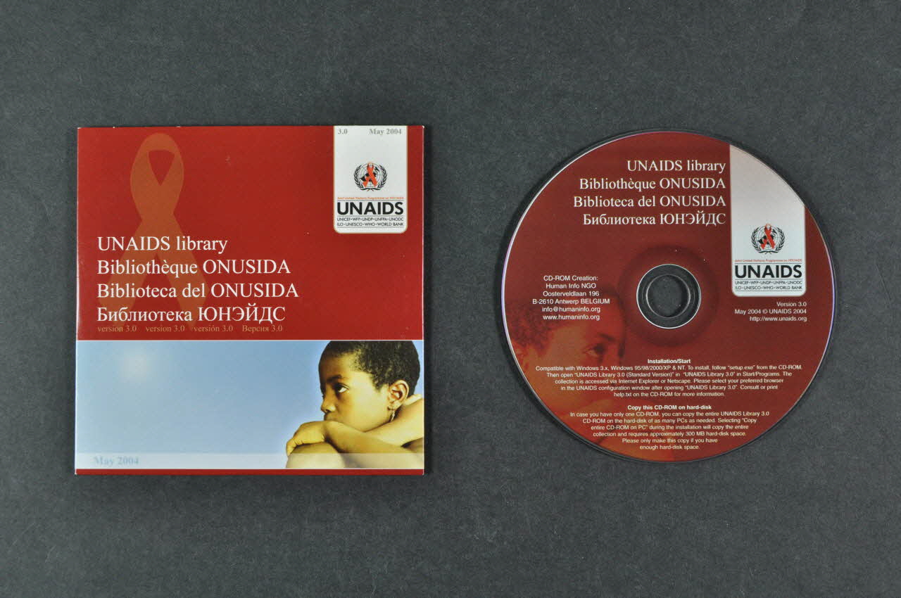 Onusida CD-ROM Bibliothèque ONUSIDA International 2004/5 2004.204.65.1-2 Photo Mucem