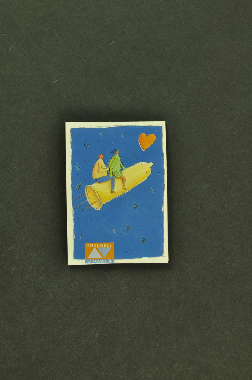 Europe Against Aids, Association Européenne Des Emballage de préservatif "Passport". Au dos : "Association Européenne des cartes jeunes" France 1994 2003.125.160.1-2 Photo Mucem