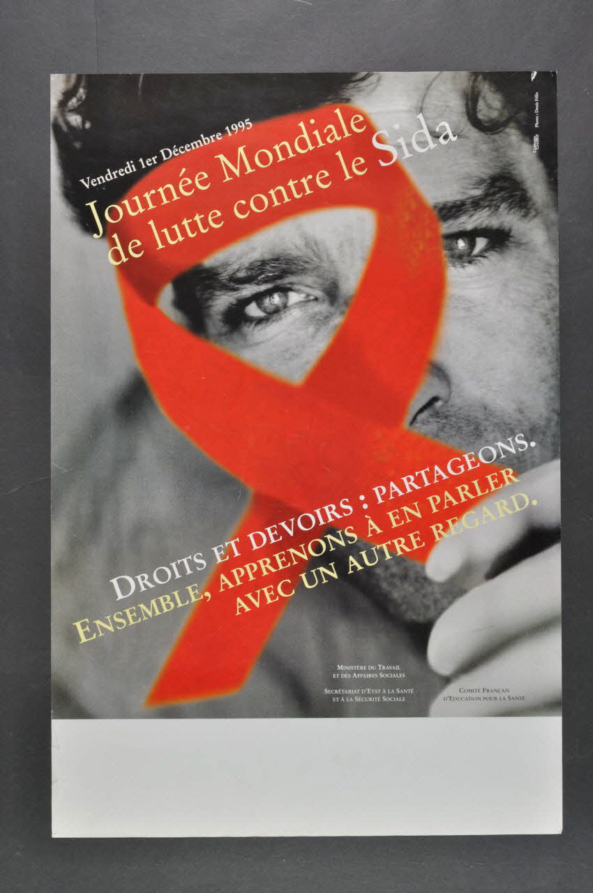 affiche "Droits et devoirs : partageons. Ensemble, apprenons à en parler avec un autre regard" France 1995 2003.125.163 Photo Mucem