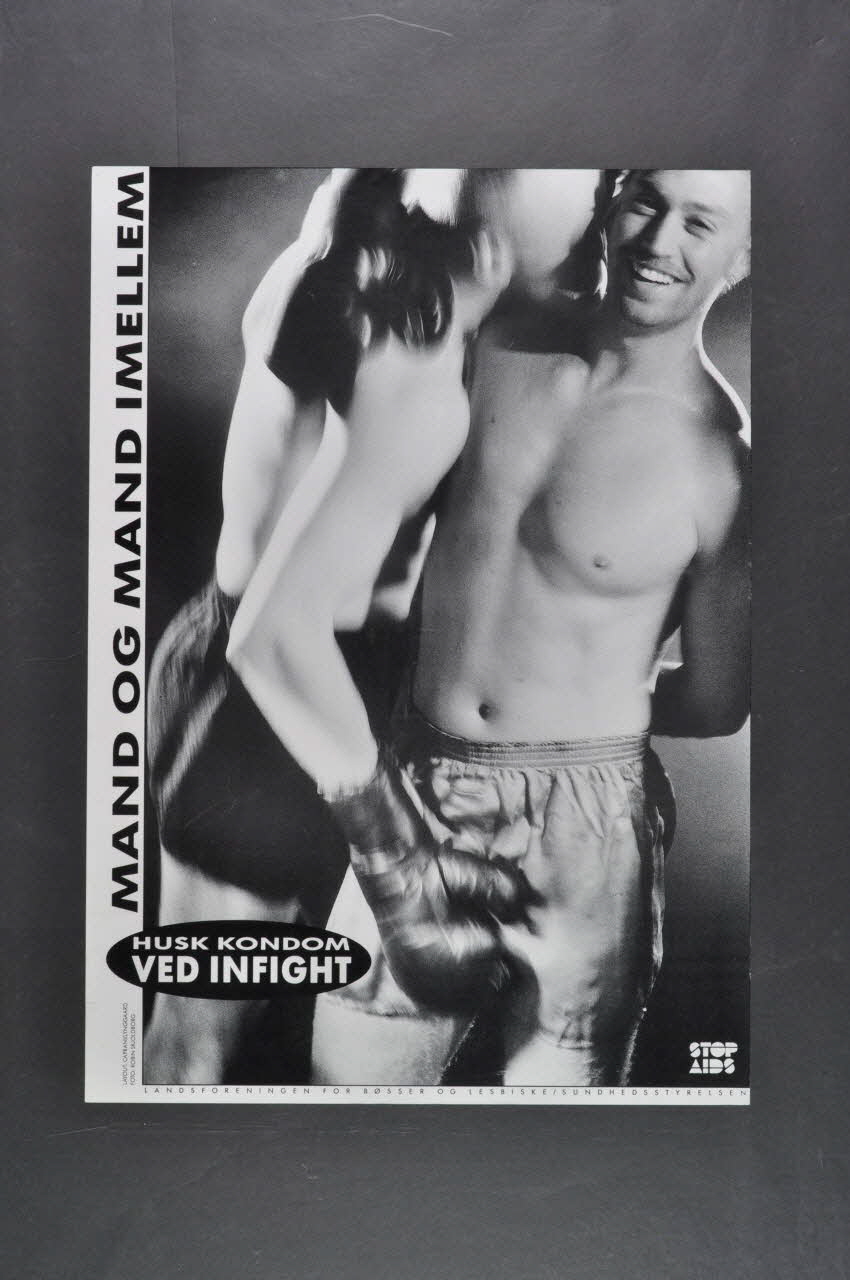 affiche "Mand og mand imellem" (2 garçons dont un flou) 2003.125.200 Photo Mucem