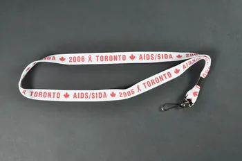 Aids 2006 Toronto Local Host Secretariat porte-clef AIDS SIDA Toronto 2006 International 2004 2004.204.86.1-2 Photo Mucem