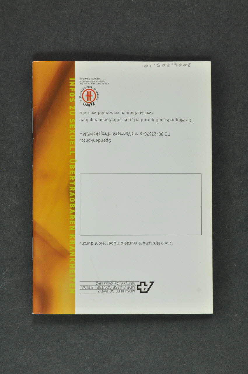 Aide Suisse Contre Le Sida (Ass) BROCHURE "Love Bugs. Infos zu sexuell übertragbaren Krankheiten für Männer, die Sex mit Männern haben." (Love Bugs. Informations sur les maladies sexuellement transmissibles pour les hommes ayant des relations sexuelles avec d'autres hommes.) Lorraine, France 2002 2004.205.10 Photo Mucem