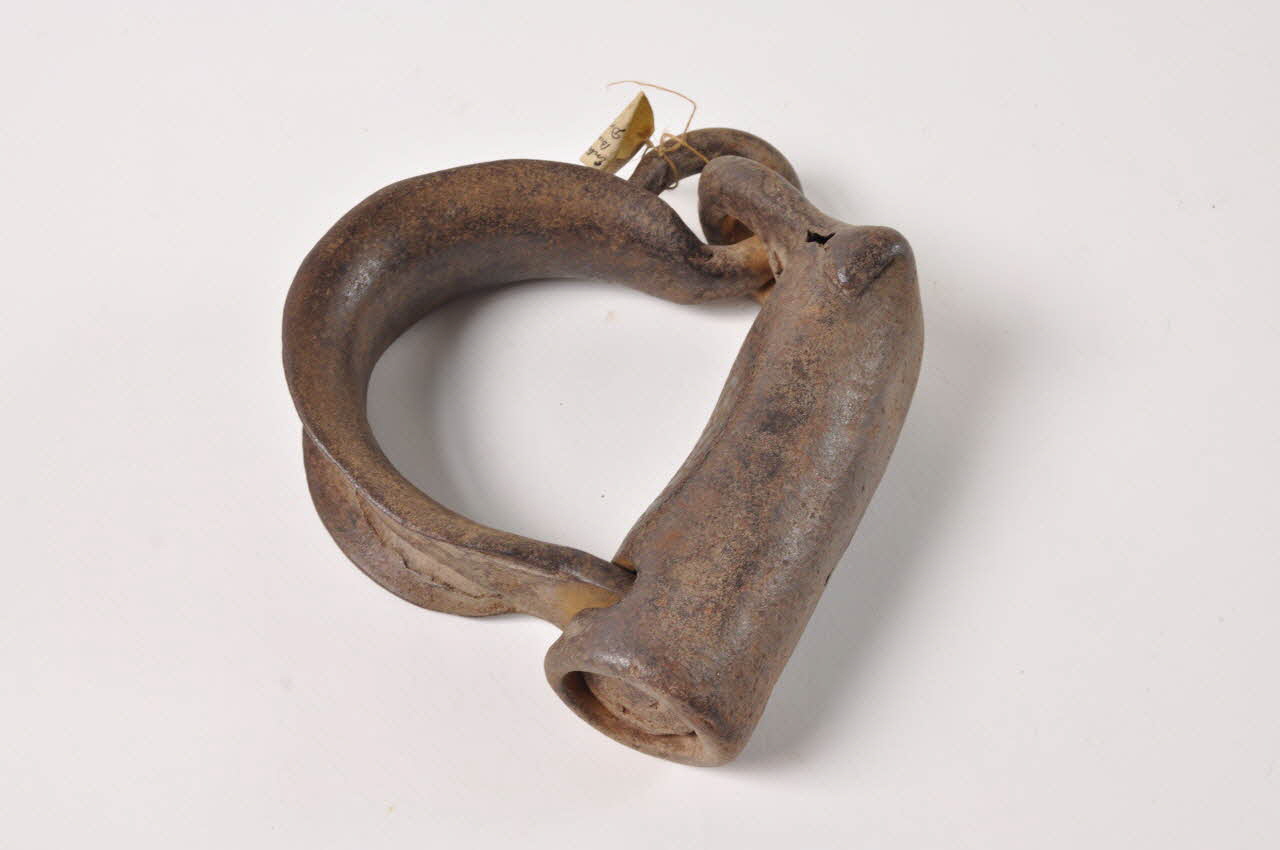 ENTRAVE DE FORCAT 1954.31.29 Photo Mucem