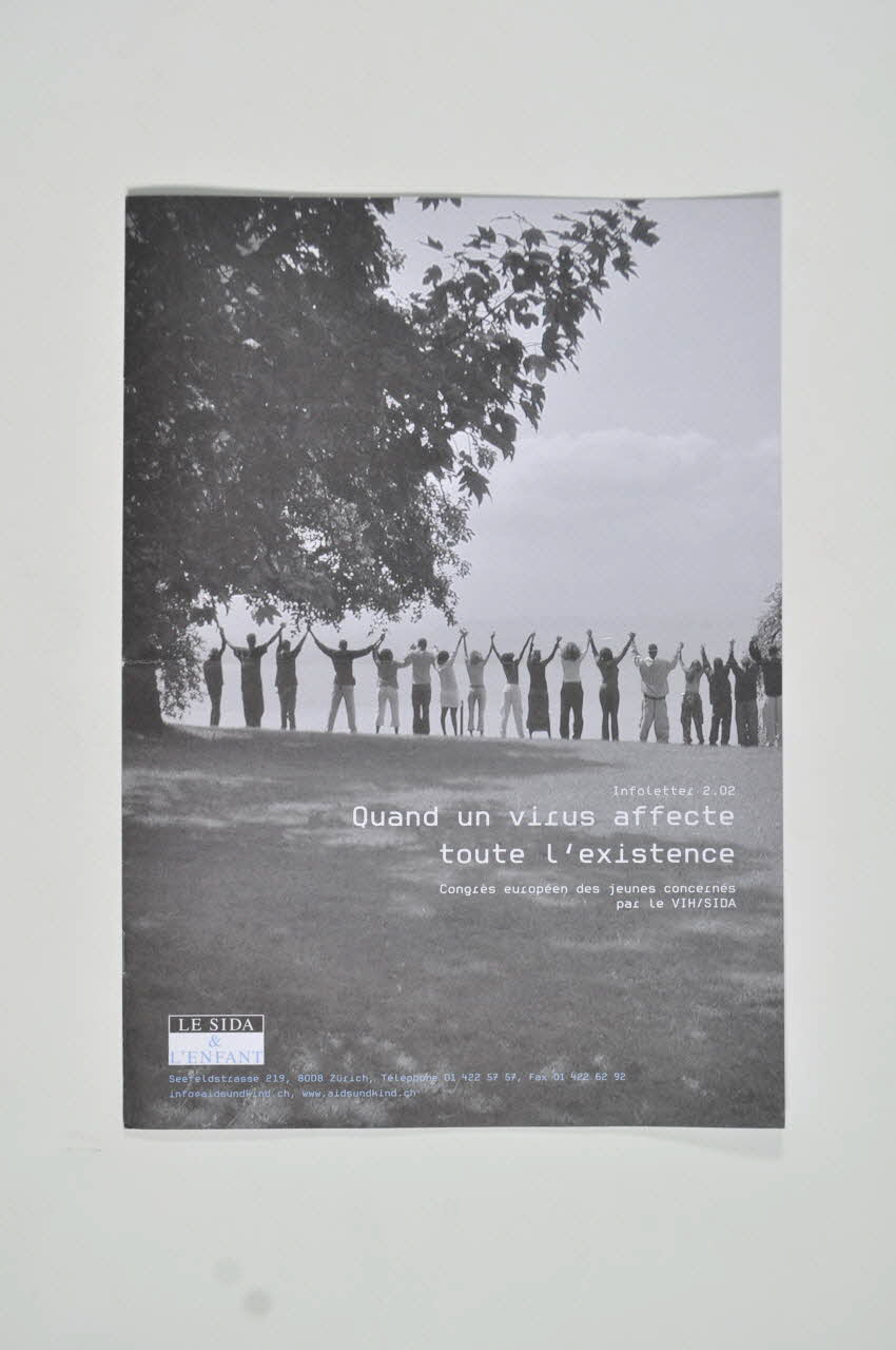 Aids & Kind Bulletin Bulletin Le sida et l'enfant Infoletter 2.02 "Quand un virus affecte toute l'existence" Congrès européen des jeunes concernés par le VIH/Sida Lorraine, France 2002 2004.205.30 Photo Mucem