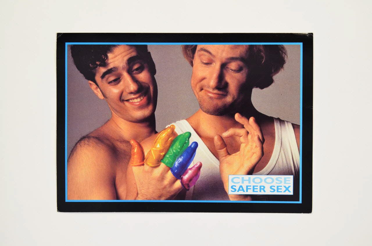 Health Education Authority carte postale "Choose safer sex"  (Choisissez le safer sex) Grande Bretagne 1994/11 2005.182.2 Photo Mucem