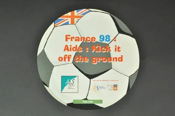 Association de Lutte contre le Sida (ALS) Lyon tract "France 98 : Aids : Kick it off the ground" Rhône-Alpes, France 1998 2003.125.375 Photo Mucem