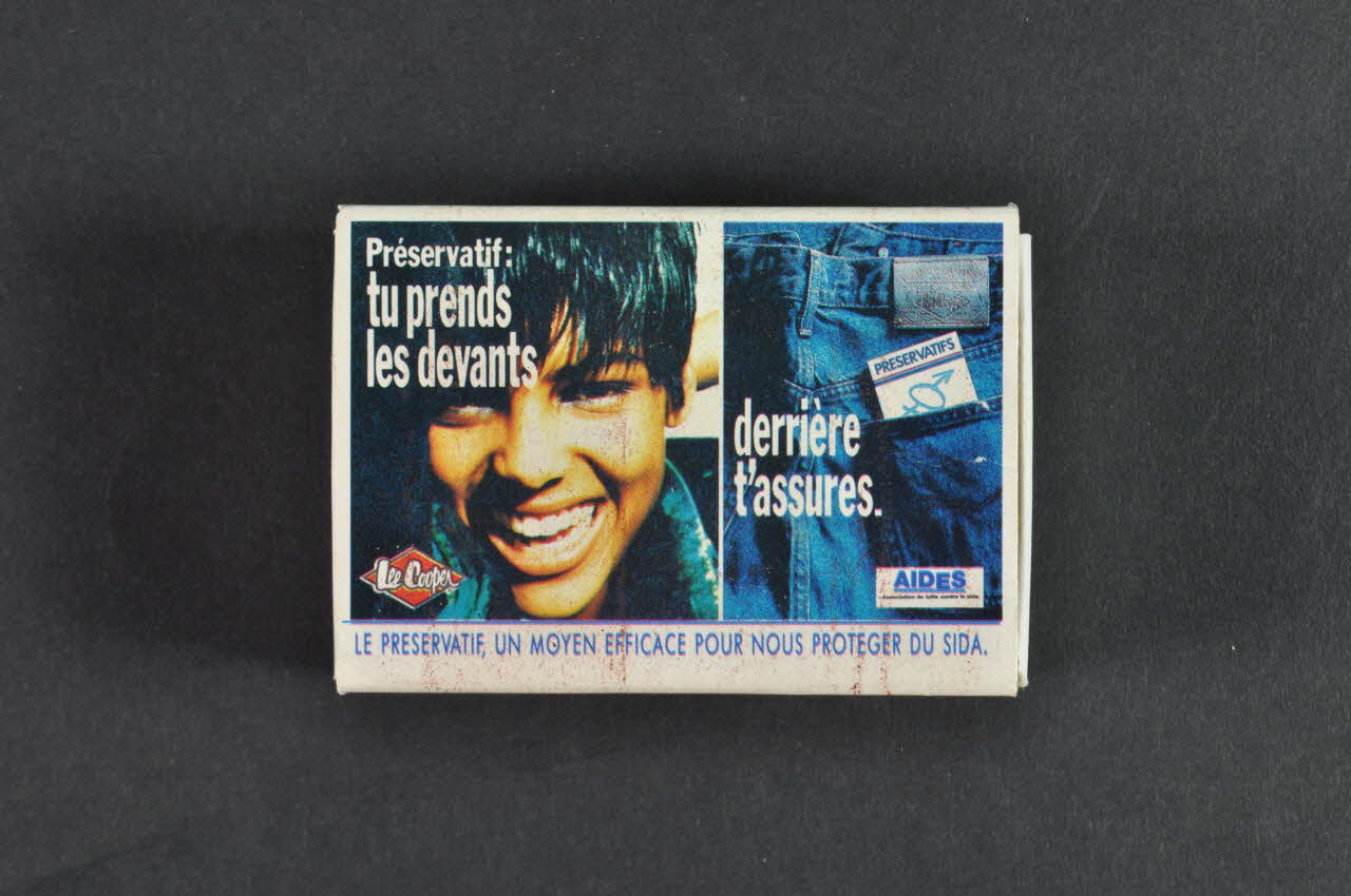 boîte d'allumettes "Préservatif : tu prends les devan,ts / derrière t'assures 2003.125.432.1-2 Photo Mucem