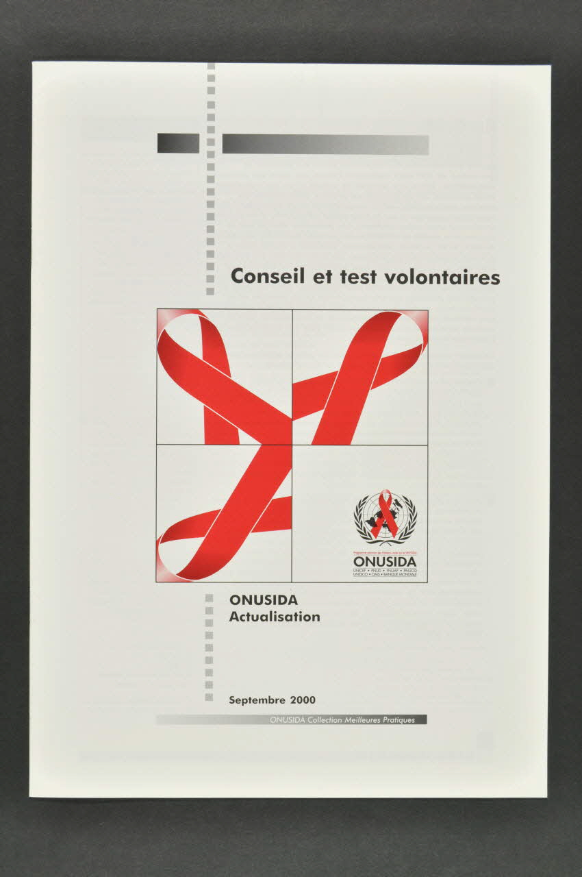 Onusida BROCHURE " Conseil et test volontaires" Lorraine, France 2000/9 2004.206.69  Photo Mucem