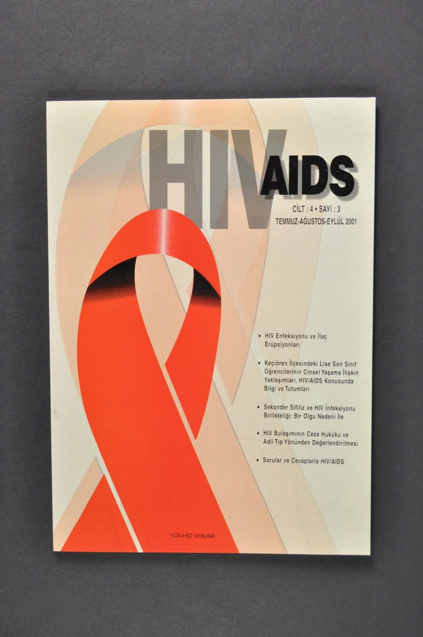 Hatam (Hacettepe Universitesi Markez Kampusu) revue "HIV AIDS", septembre 2001 (résumés en anglais) Turquie 2001 2005.185.3 Photo Mucem