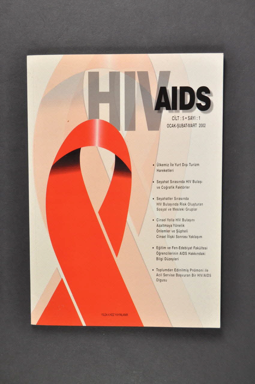 Hatam (Hacettepe Universitesi Markez Kampusu) revue "HIV AIDS", mars 2002 (résumés en anglais) Turquie 2002 2005.185.4 Photo Mucem
