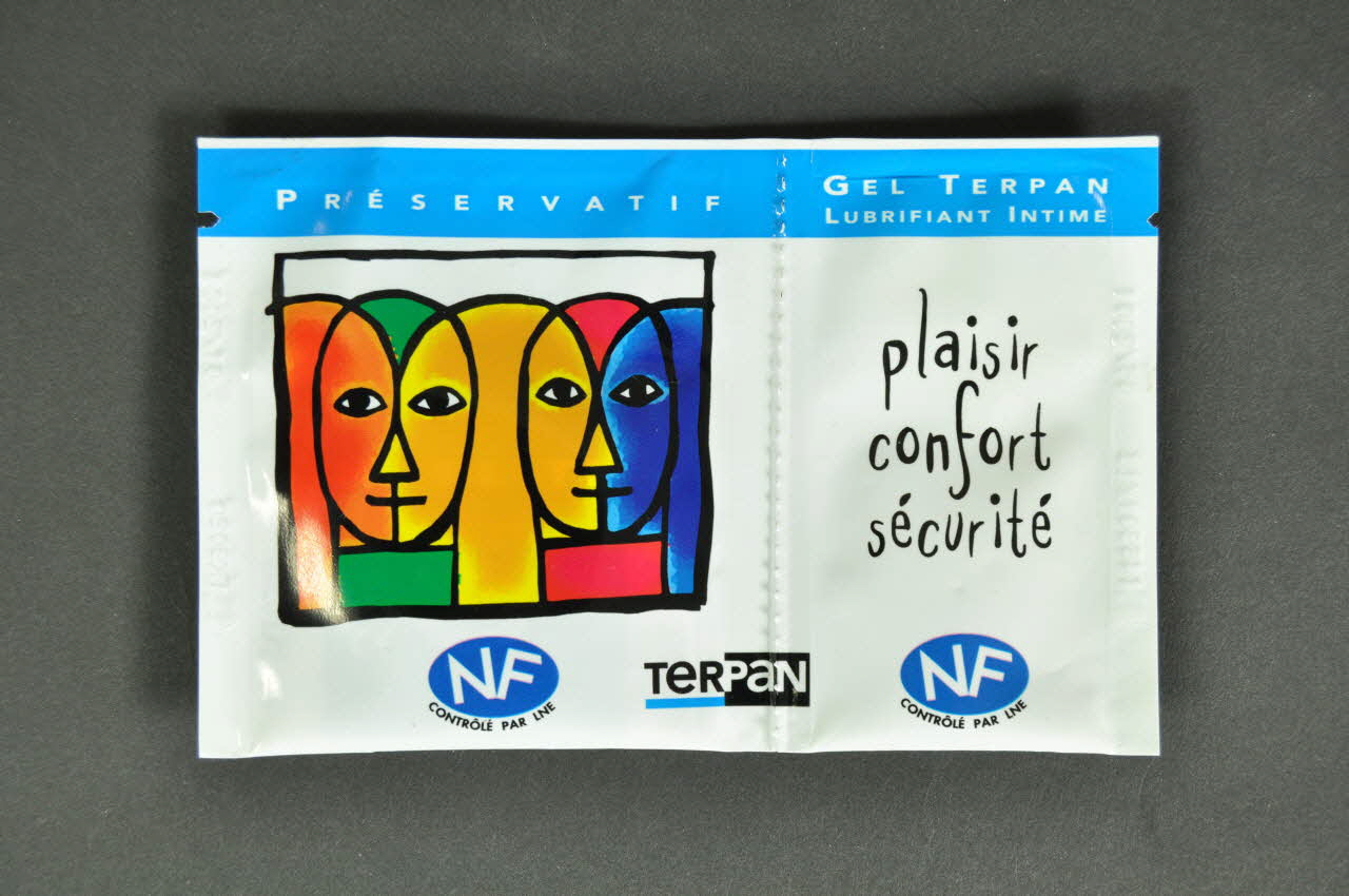 Terpan Etui de préservatif et gel "Plaisir, confort, sécurité" France 2001 2003.125.460 Photo Mucem