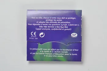 Secrétariat D'etat à La Santé Et à L'action sociale et Comité Français d'Education pour la Santé Emballage de préservatif "Protégez-vous du sida, protégez les autres". Campagne Aujourd'hui, on peut faire beaucoup. mais rien sans vous." France 2003 2003.125.471.1-2 Photo Mucem