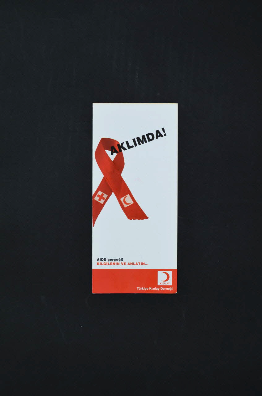 Dépliant "Aklimda !" 2005.187.2 Photo Mucem