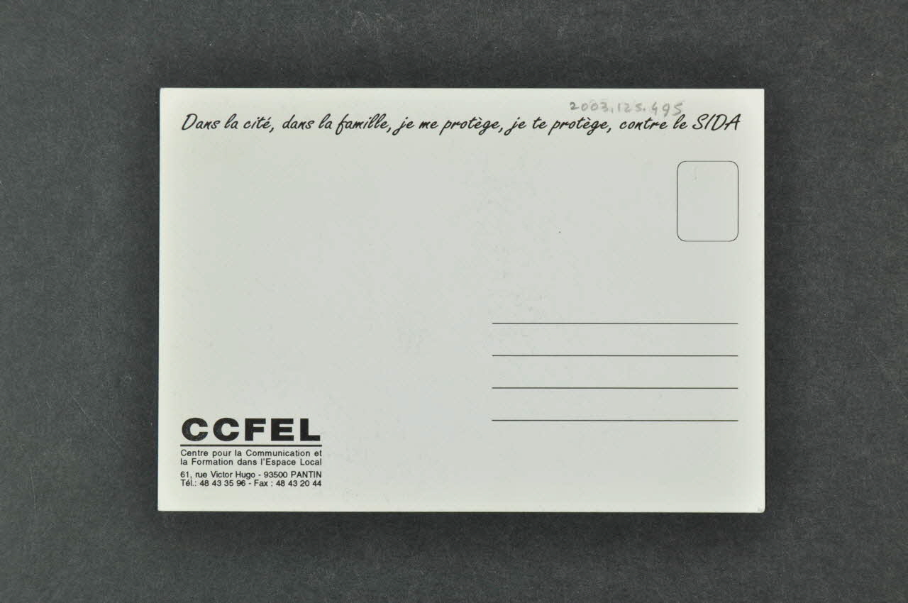 carte postale "Dans la cité, dans la famille, je me protège, je te protège" 2003.125.495 Photo Mucem