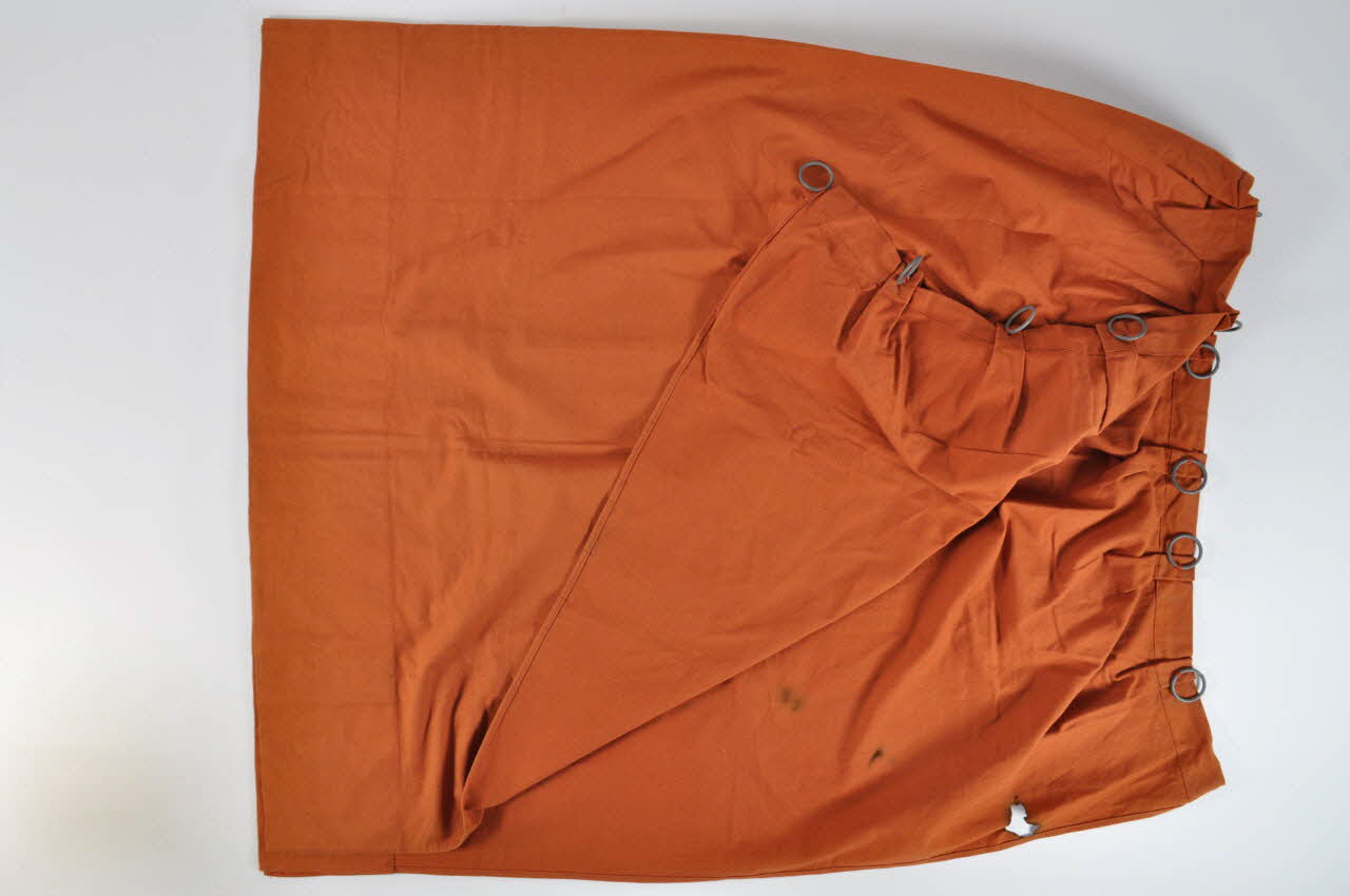 rideau de théâtre de marionnettes 1952.42.4.1 Photo Mucem