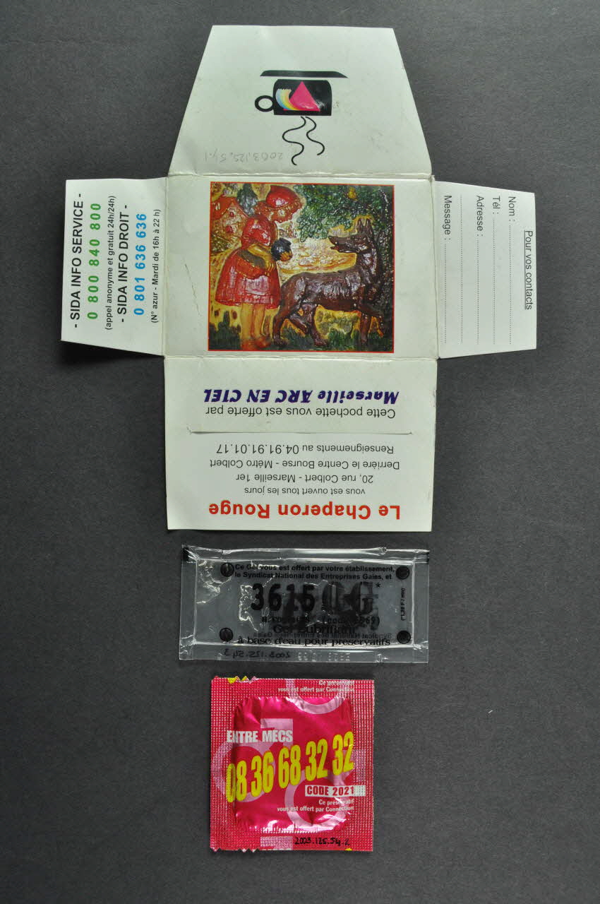 Marseille Arc En Ciel Préservatif "Cette pochette vous est offerte par Marseille Arc en Ciel. Le Chaperon Rouge" Provence-Alpes-Côte d'Azur, France 2003 2003.125.54.1-3 Photo Mucem