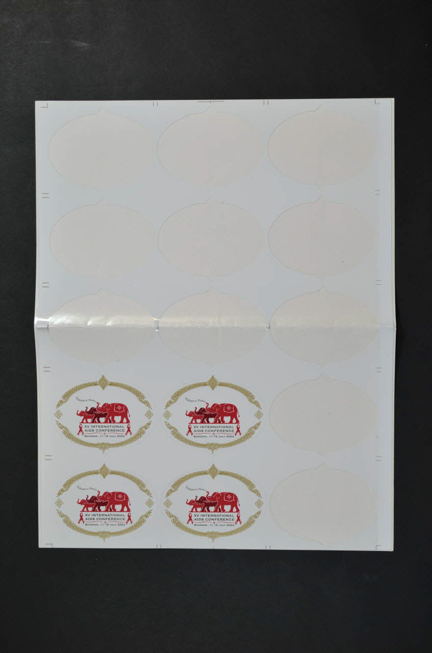 Xv° Conférence Internationale Du Sida Planche d'autocollants International 2004/7 2004.207.169 Photo Mucem