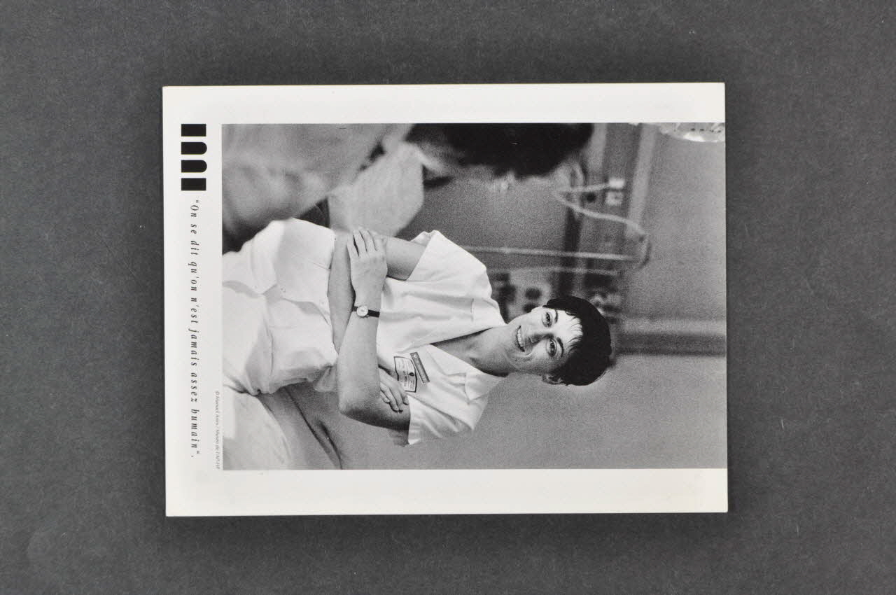 Musée De L'aphp CARTON D'INVITATION exposition "Points de vue. les soignants au coeur des années sida" (photo de Manuel Ariès) France 1993 2003.125.575 Photo Mucem