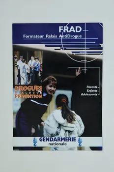 Gendarmerie Nationale Dépliant "Formateur Relais AntiDrogue : Drogues Dialogue Prévention" France 1999 2003.125.581 Photo Mucem