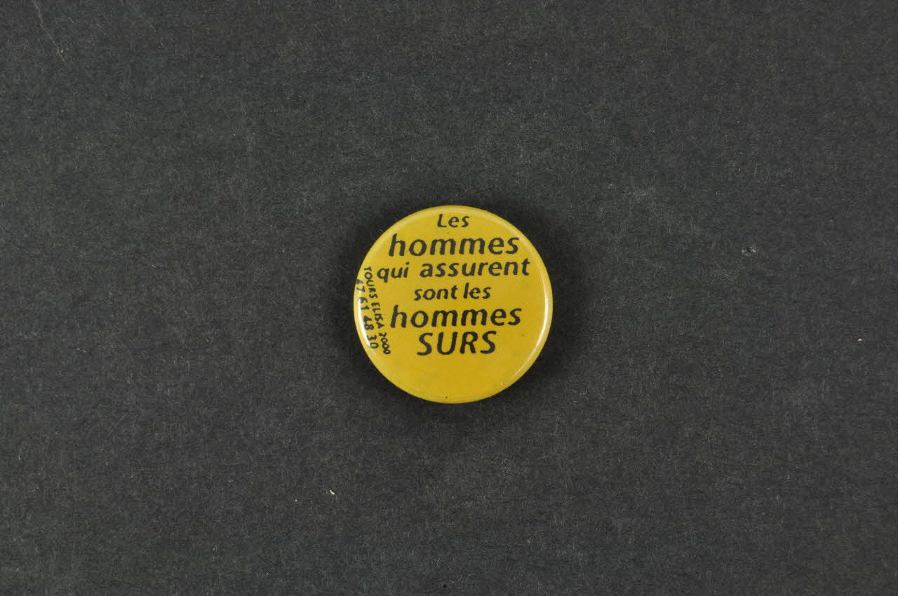 badge 2003.125.588.2 Photo Mucem