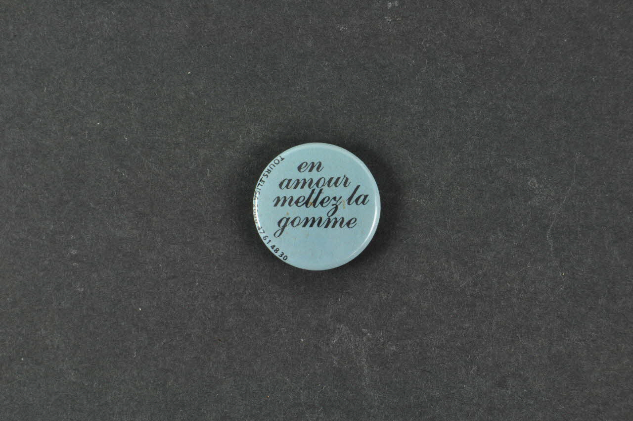 badge 2003.125.588.4 Photo Mucem