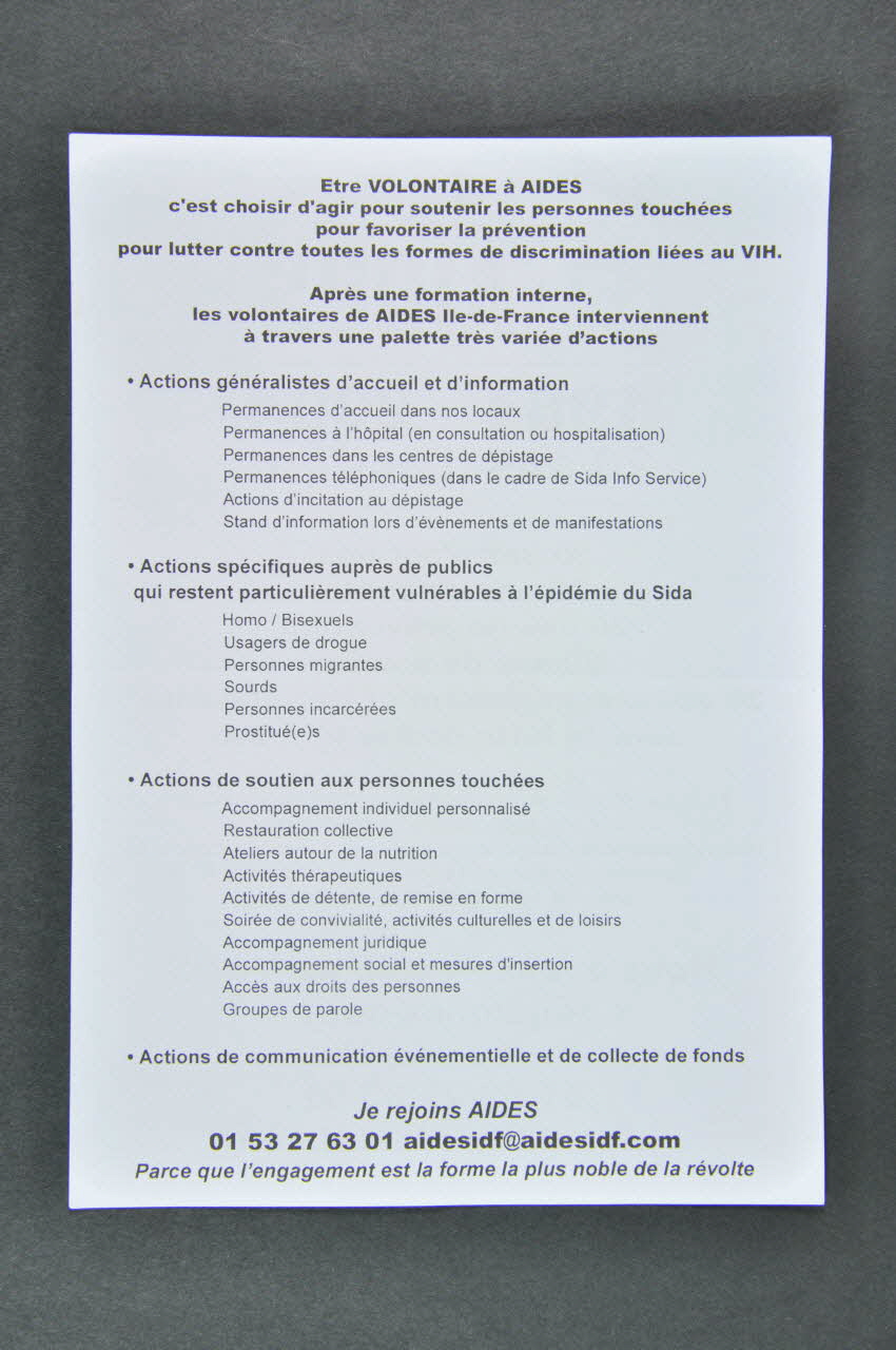 Aides Ile De France tract AIDES 1984-2004 France 2004 2004.207.245 Photo Mucem