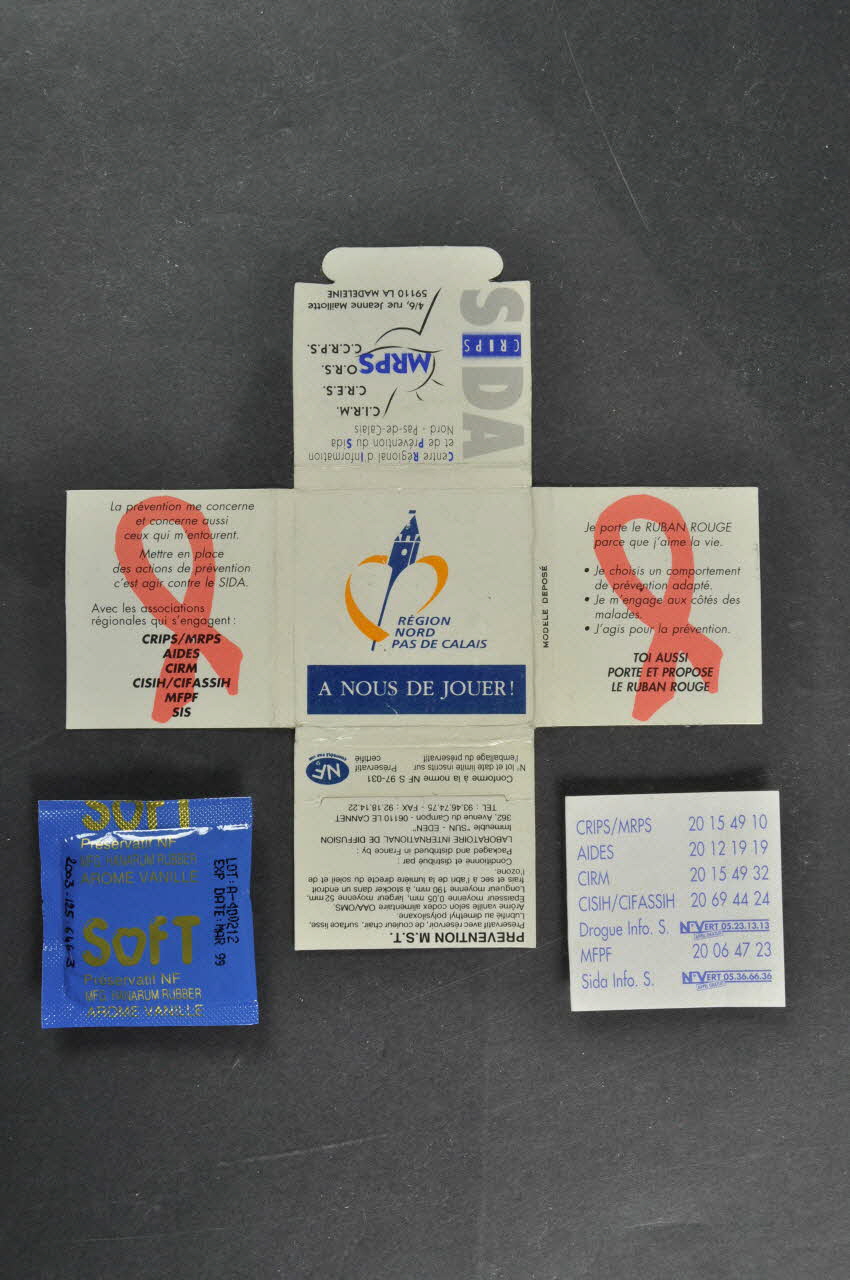 Crips Nord-Pas De Calais, Région Nord Pas De Préservatif "A nous de jouer" France 1999 2003.125.646.1-3 Photo Mucem