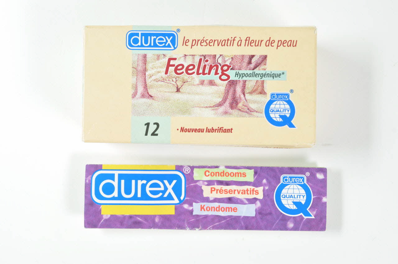 Durex notice Emballage de préservatif Durex Feeling 12 (avec notice, sans préservatifs) France 2001 2003.125.652.1-2 Photo Mucem