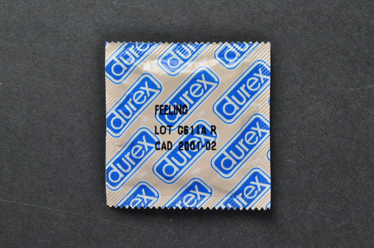 Durex Préservatif Etui de préservatif Durex Feeling France 2001 2003.125.677 Photo Mucem